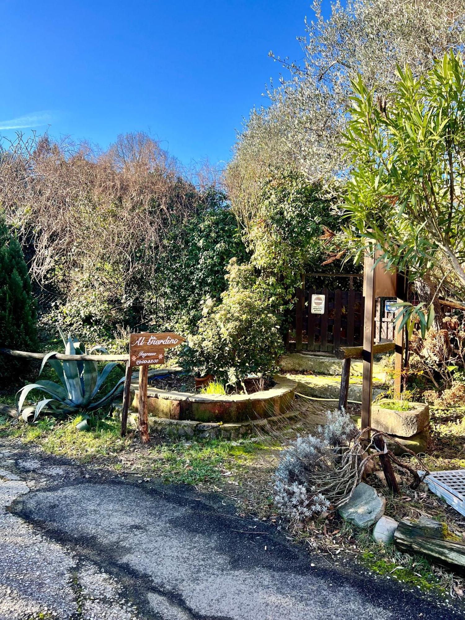 La Casa Rosa Hotel Borghetto di Vara Exterior foto
